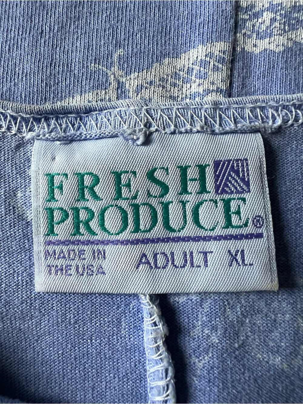A RARE FIND- LAVENDER FRESH PRODUCE DRESS WITH TWO FRONT POCKETS.. - Picture 5 of 5